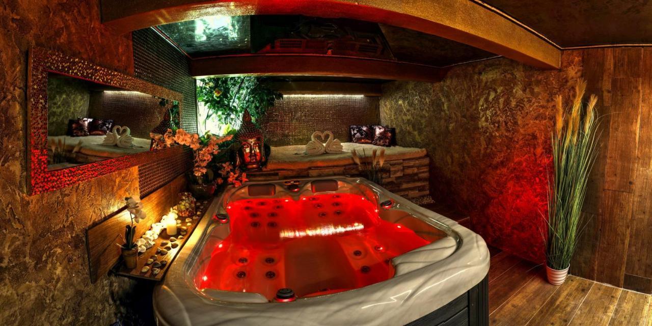 Afrodita Wellness Apartman Praga Esterno foto