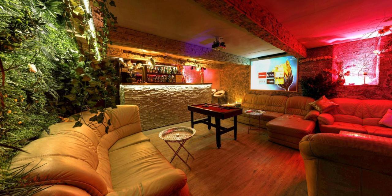 Afrodita Wellness Apartman Praga Esterno foto